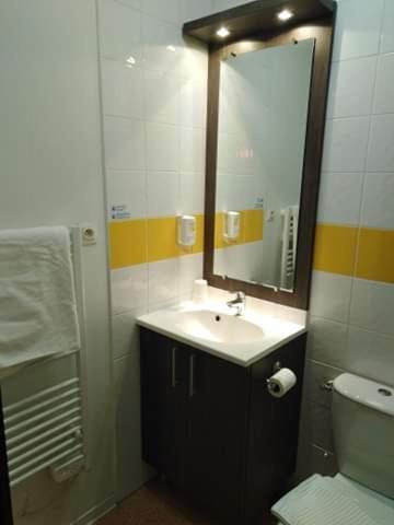 Studio Privatif Dans Hotel Residence Nimes Gare Kültér fotó